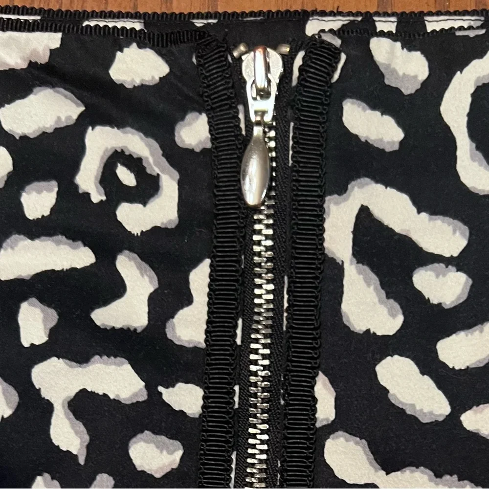 White House Black Market‎ Leopard Print Strech Cotton Lined Pencil Skirt Size 0